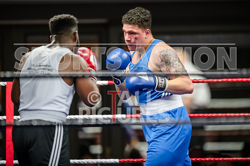 BOUT-7_Oblie Botchway v Mason Small-31 - BOUT-7_Oblie Botchway v Mason Small
