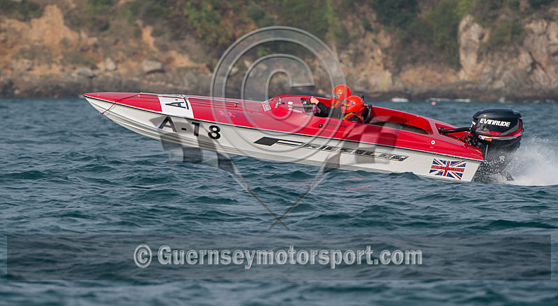 Worlds Powerboats_2014_Race-2-133 - UIM CLASS 3A & 3B WORLD OFFSHORE CHAMPIONSHIP_RACE-2