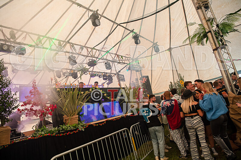 Guernsey Together Festival 2021_DANCE TENT-12 - GUERNSEY TOGETHER FESTIVAL 2021_THE DANCE TENT