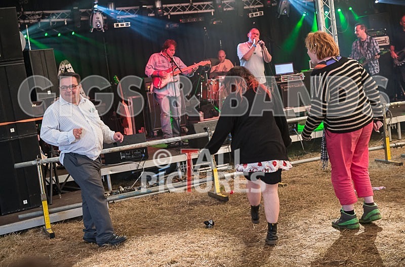 No Paparazzi-89 - NO PAPARAZZI