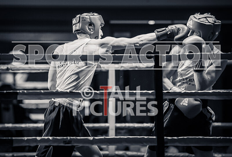 BOUT- 5 - Finn Walsh v Alix Watkins-47 - BOUT: 5 - Finn Walsh v Alix Watkins