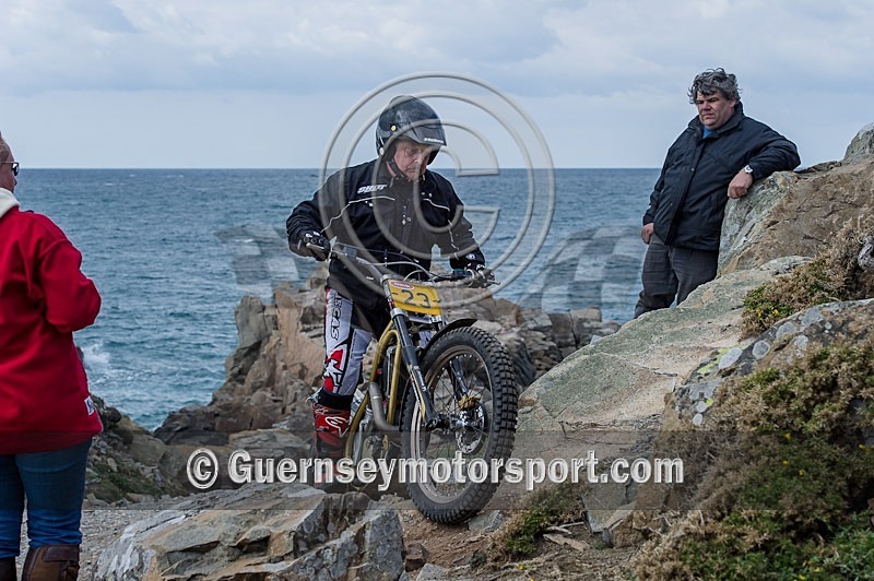 Bike Trials_15-04-2012-60 - TRIALS_15-04-2012