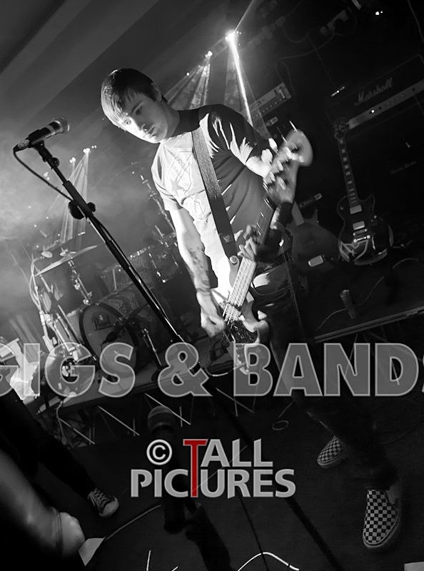 2 Minutes 2 Late-82 - 2 MINUTES 2 LATE