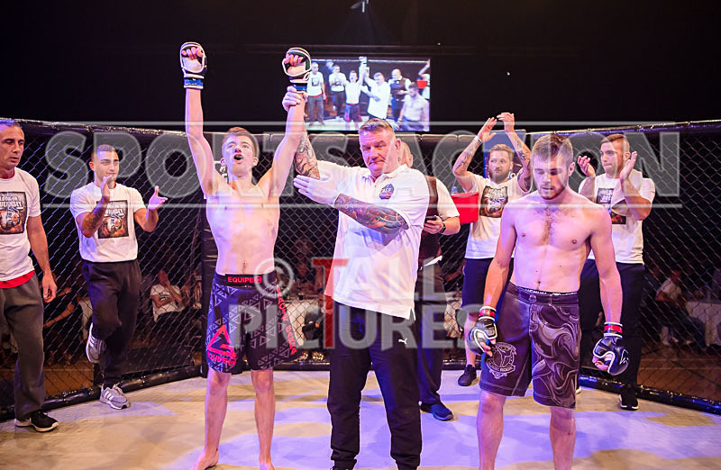 BOUT-9- James Jeune v Adam Walford-45 - BOUT-9 James Jeune v Adam Walford