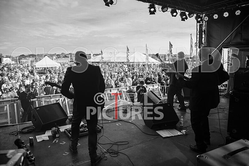 The Devotees-128 - THE DEVOTEES