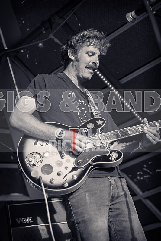 Pam Bindi-8 - PAM BINDI