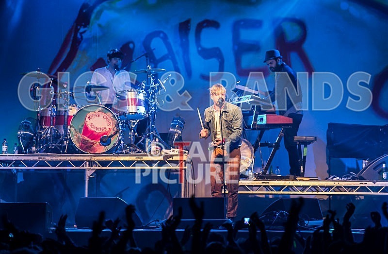 Kaiser Chiefs-3 - KAISER CHIEFS