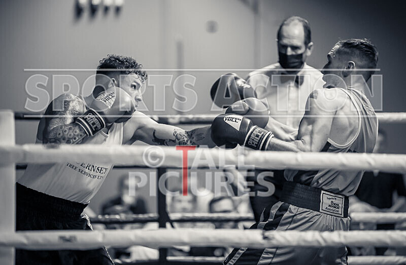 BOUT 13_Billy Poullain v Arran Devine-61 - BOUT 13_Billy Poullain v Arran Devine