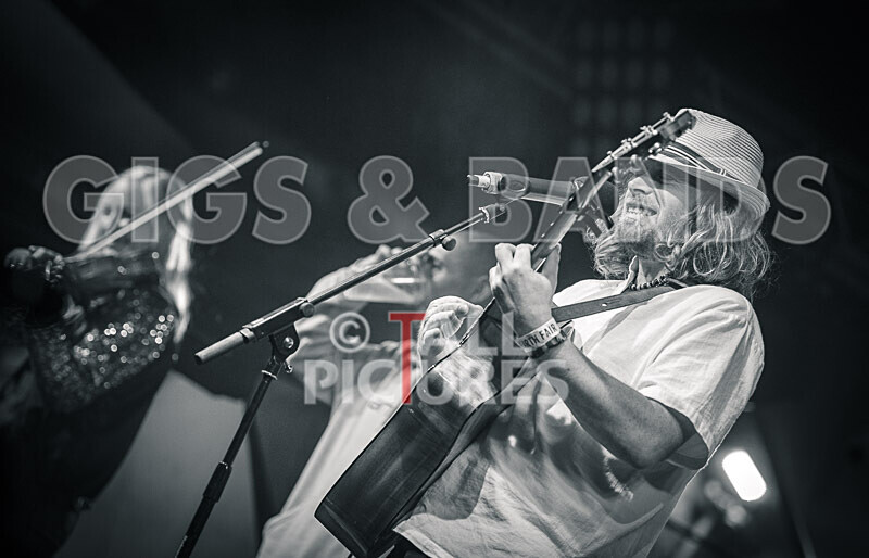 Buffalo Huddleston-652 - BUFFALO HUDDLESTON