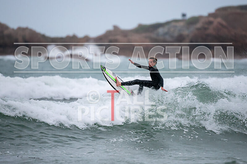 Surfing_01-11-2020-130 - SURFING AT VAZON BAY GUERNSEY