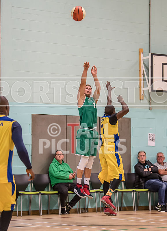 Guernsey v Cannon Royals-81 - GUERNSEY v CANNON ROYALS