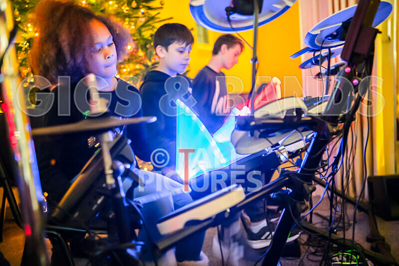 SoPM Christmas Concert 2019-36 - SCHOOL OF POPULAR MUSIC CHRISTMAS CONCERT 2019