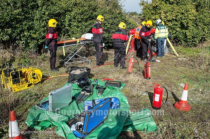 Sarnia Rescue_Training_09-03-2013_Pic-46 - RESCUE TEAMS, MARSHALLS & OFFICIALS