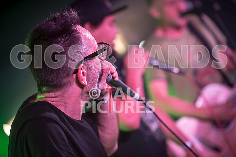 The Uptown Monotones-57 - THE UPTOWN MONOTONES