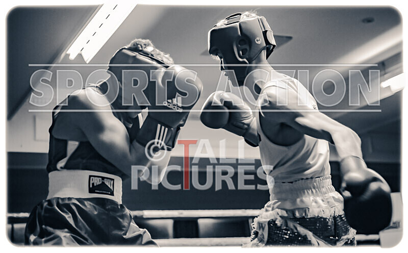 BOUT 3- Arnie Watson v Arthur Tipping-19 - BOUT 3 - Arnie Watson v Arthur Tipping