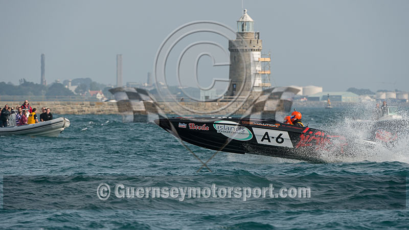 Worlds Powerboats_2014_Race-2-134 - UIM CLASS 3A & 3B WORLD OFFSHORE CHAMPIONSHIP_RACE-2