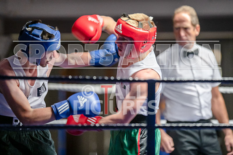 BOUT-2_Luke Robert v Domenico Cianni-13 - BOUT-2_Luke Robert v Domenico Cianni