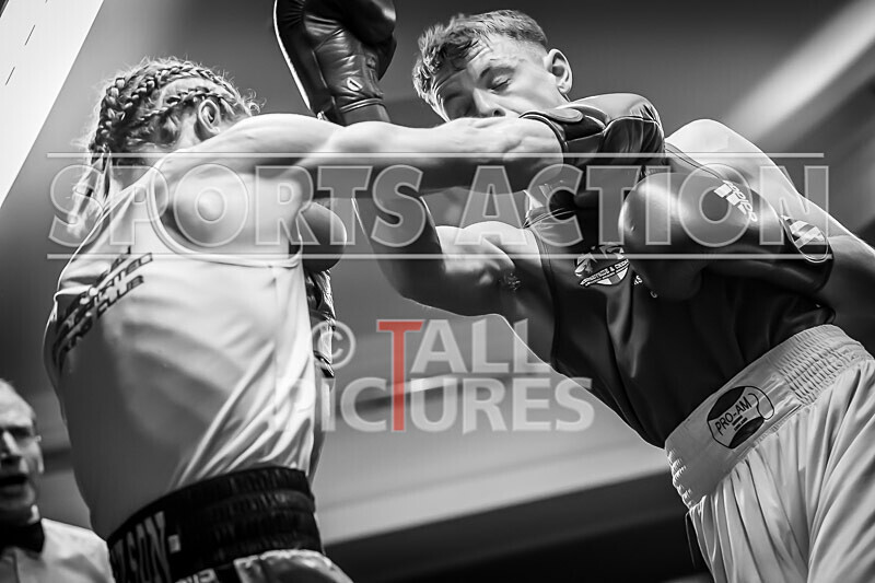 BOUT- 6 - Jamie Wilson v Declan Hunt-16 - BOUT 6 - Jamie Wilson v Declan Hunt