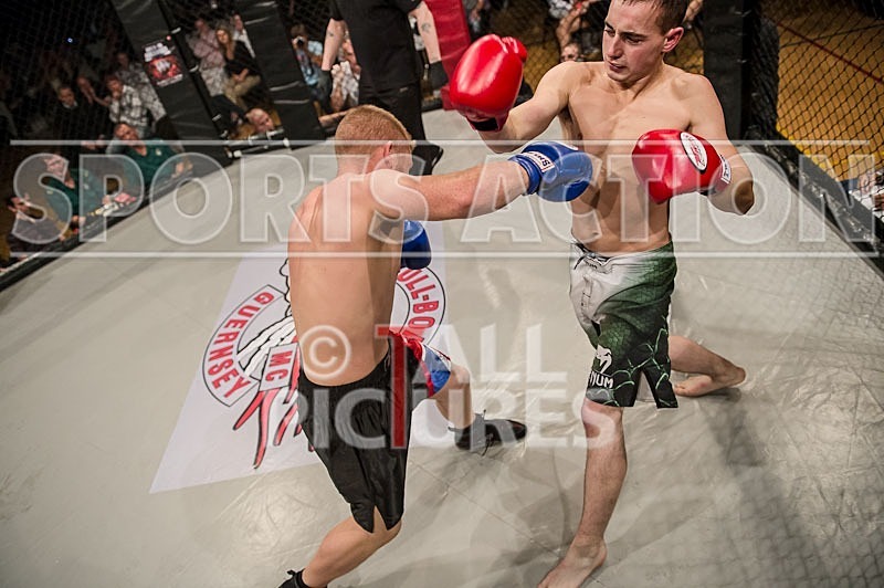 Cage Fighting_2012_Bout 2-12 - BOUT-2