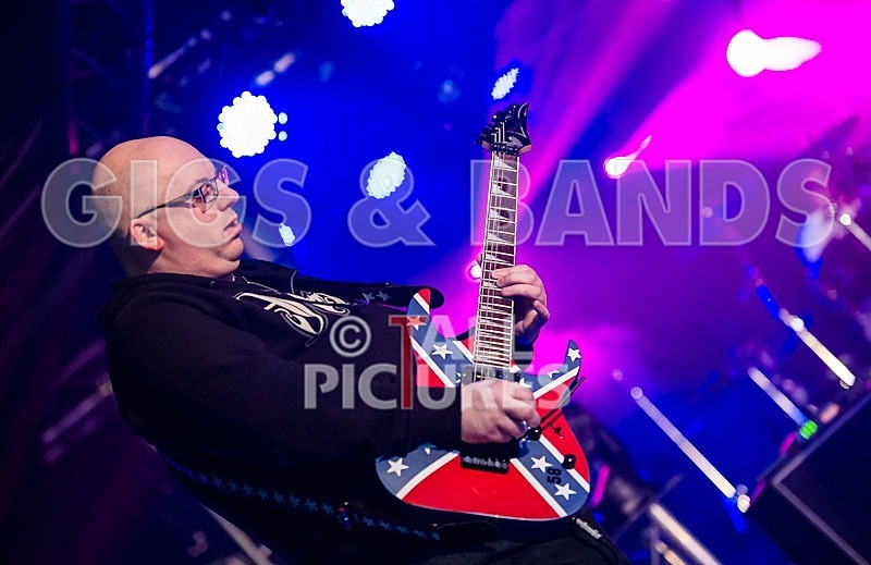 Big Machine_Chaos8-3 - BIG MACHINE