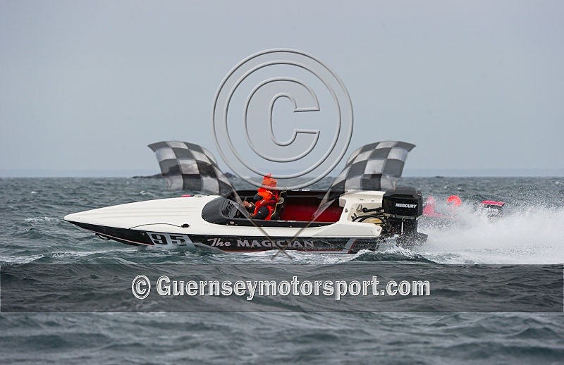 Powerboat_2011_Round-3-90 - ROUND-3 NORTH BEACH OUTER