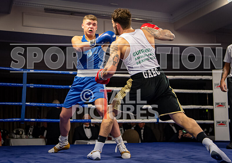 BOUT 10_Billy Le Poullain v Josh Bridges-20 - BOUT 10_Billy Le Poullain v Josh Bridges