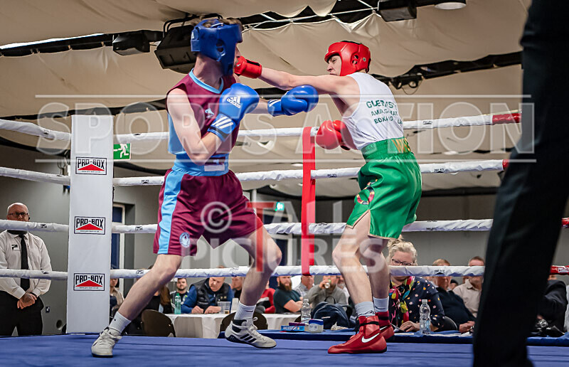 BOUT 4 - Ross Vining v Lewis Oyler-23 - BOUT 4 - Ross Vining v Lewis Oyler