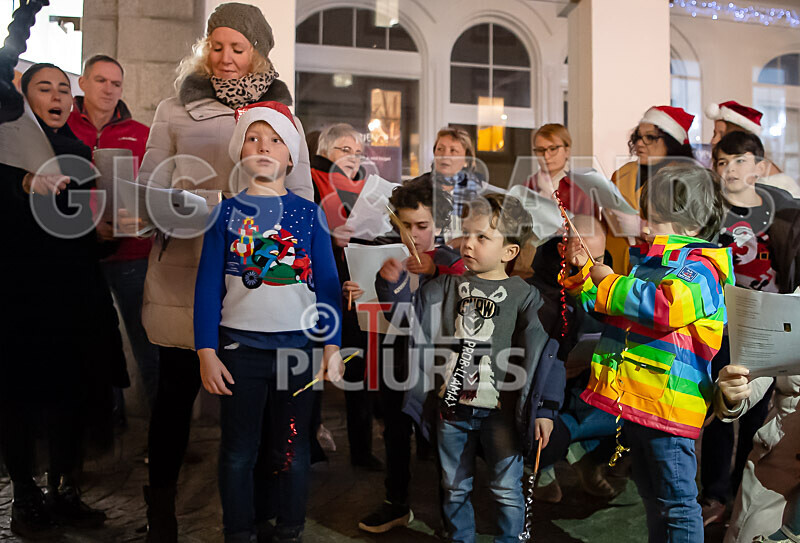 Accent Language School Carols-8 - ACCENT LANGUAGE SCHOOL CAROLS