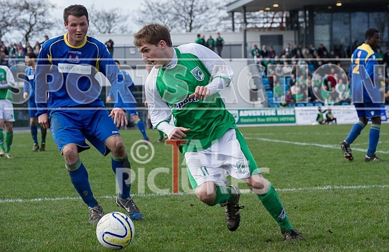 Guernsey FC v Raynes Park Vale-54 - GUERNSEY FC v RAYNES PARK VALE