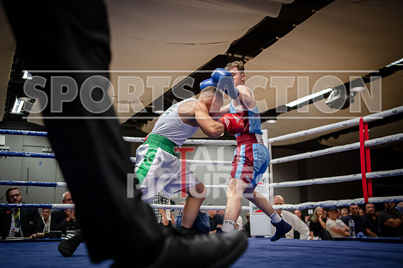 BOUT 11_Niall Adams v Blaine Lambert-5 - BOUT 11_Niall Adams v Blaine Lambert