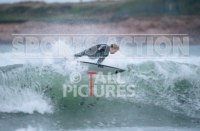 Surfing_01-11-2020-18 - SURFING AT VAZON BAY GUERNSEY