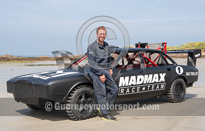 Ozzy Ozanne_MadmaxRace Team Promo-4 - OZZY OZANNE_MADMAX RACE TEAM PROMO