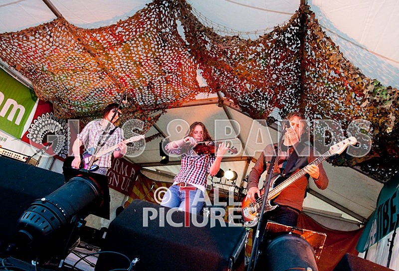 Lib Day Bands-10 - 2009 ENTERTAINMENT & MUSIC