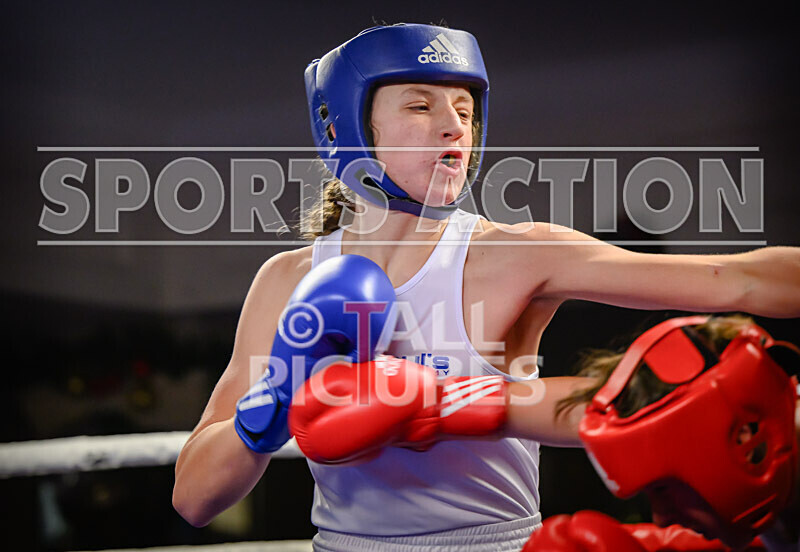 BOUT- 3_Louie Quertier v Archie Kirk-19 - BOUT 3_Louie Quertier v Archie Kirk