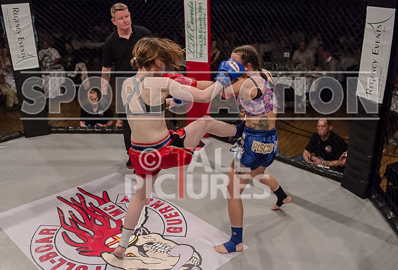 Stephanie Douglas v Lauren Sillence-40 - BOUT 6