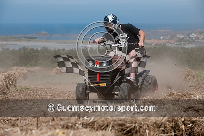 Hogwash_09-2 - HOGWASH 2009 - SCENE