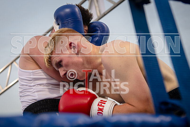 BOUT 17 - Luke Robert v Casey De La Mare-44 - BOUT 17 - Luke Robert v Casey De La Mare
