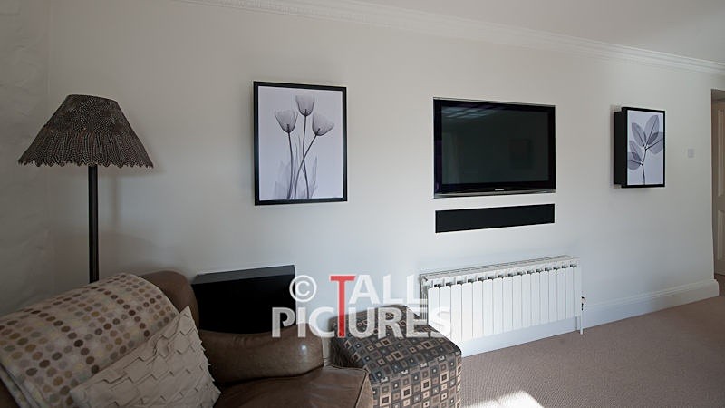 Multi-room Audio  Video-15 - TV LOUNGE