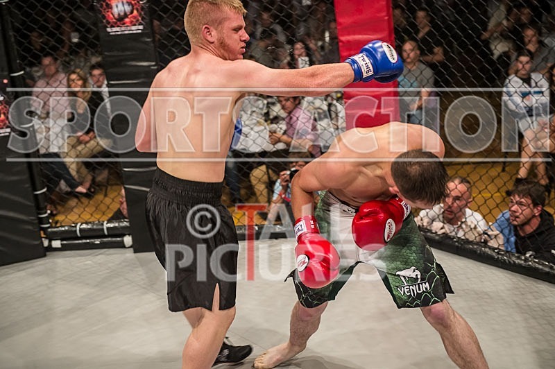 Cage Fighting_2012_Bout 2-33 - BOUT-2