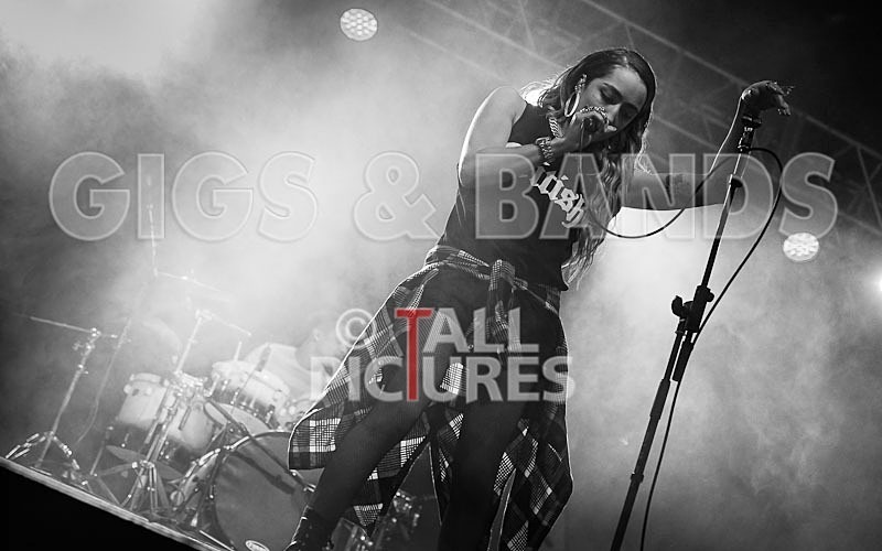 Delilah-16 - DELILAH