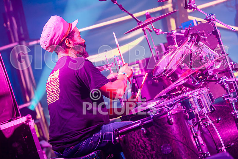 Johnny Clarke and Dub Asante featuring Matic Horns-33 - JONNY CLARKE AND THE DUB ASANTE