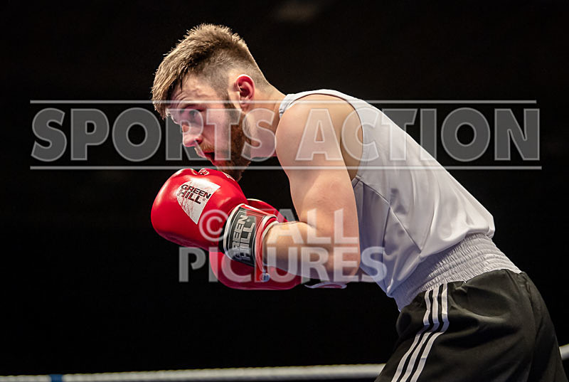 BOUT-19 - Chris Sumner v Courtney Frimpong-17 - BOUT-19 - Chris Sumner v Courtney Frimpong