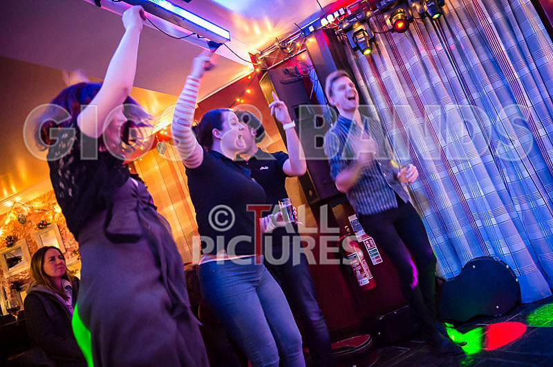 SoPM_Christmas Gig 2017-146 - SCHOOL OF POPULAR MUSIC CHRISTMAS GIG 2017