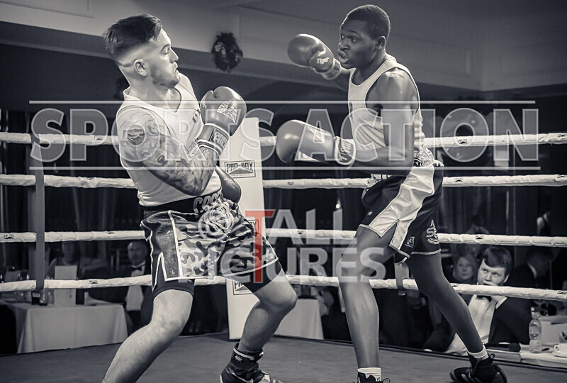 BOUT- 11 Casey De La Mare v Dimeji Shittu-21 - BOUT- 11_Casey De La Mare v Dimeji Shittu