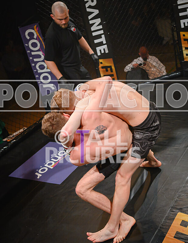 BOUT- 13 - Joe Graham v Sam Pearce-12 - BOUT 13 - Joe Graham v Sam Pearce