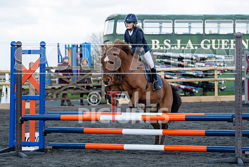 Junior Showjumping_10-11-2019-37 - BS GUERNSEY RALLY 2019-JUNIORS