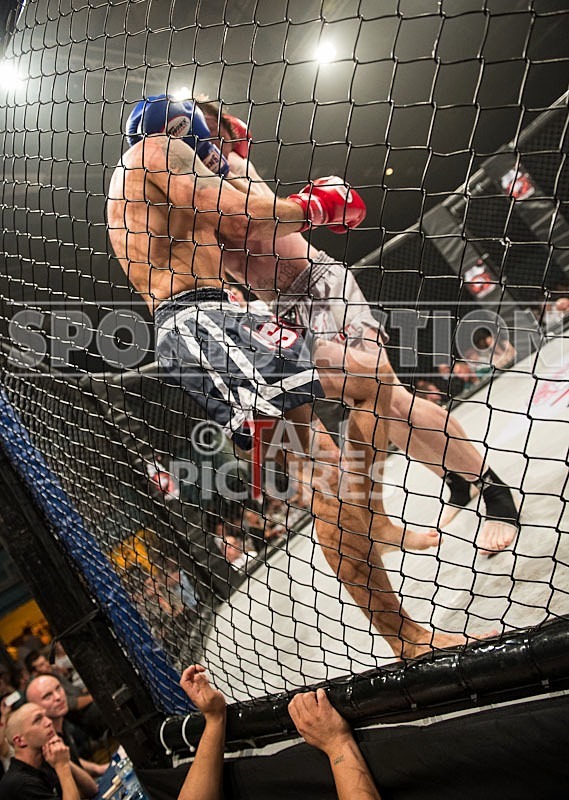 Cage Fighting_2012_Bout 6-21 - BOUT-6