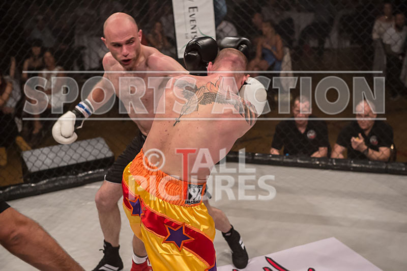 Lee Waterman v Danny Smith-30 - BOUT 1