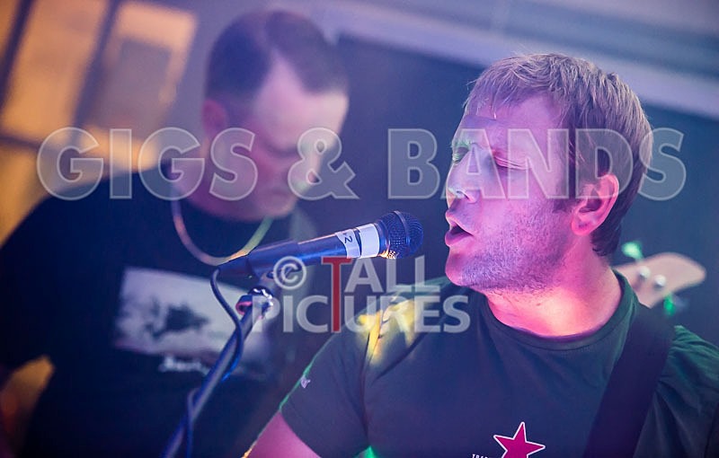 Sugar Slam-389 - SUGAR SLAM - FAMELESS ALBUM LAUNCH