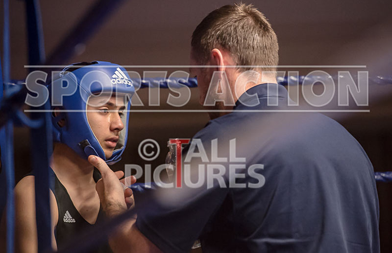 Bout - 2_Charlie Watson v Ashlin Totten-11 - Bout - 2_Charlie Watson v Ashlin Totten